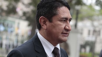 Asamblea Nacional de Perú Libre definirá posición frente al Gabinete Valer este miércoles