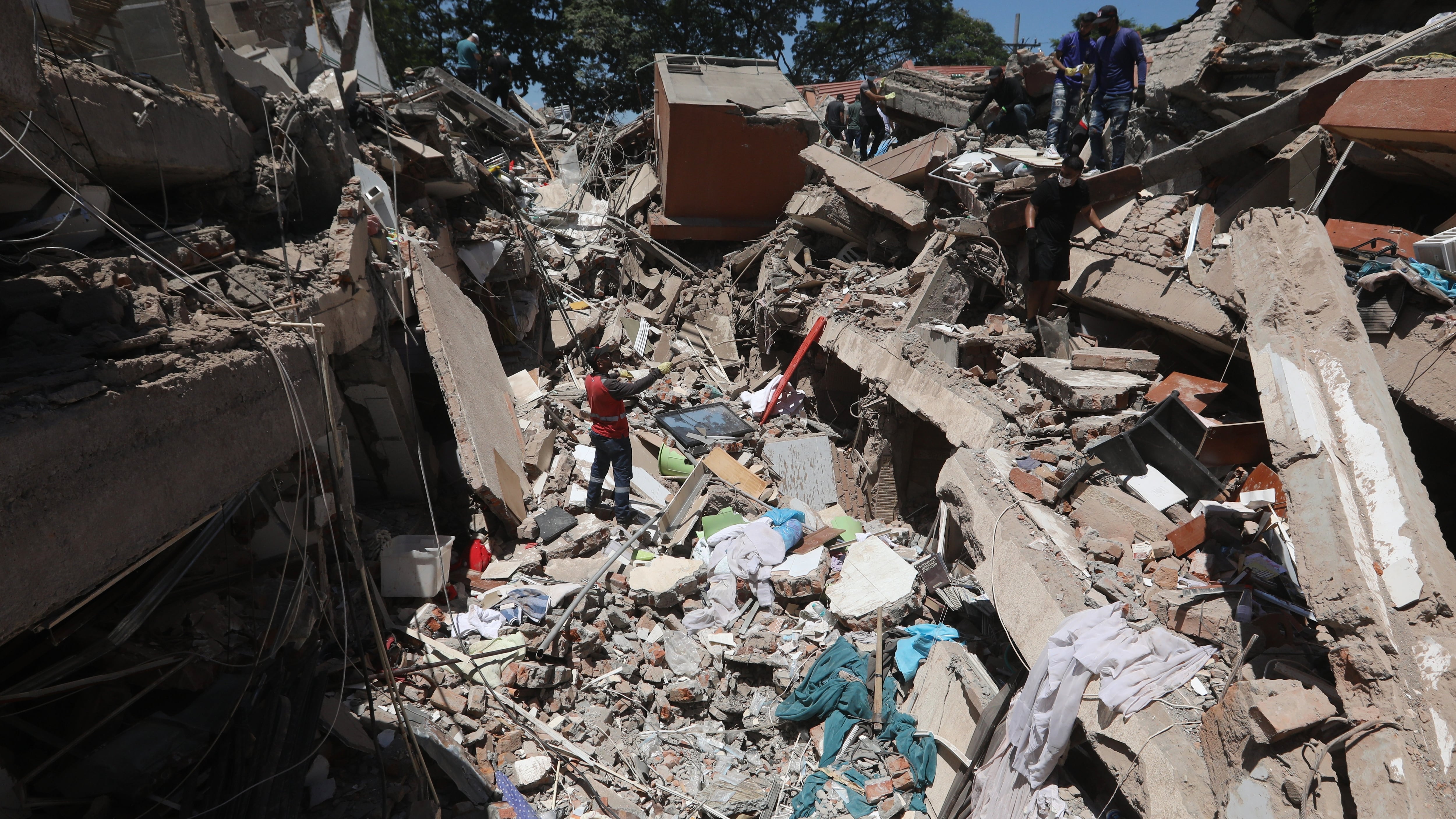 La Adres garantizará indemnizaciones y los gastos funerarios a las familias afectadas por el terremoto de 7,4 en Colombia