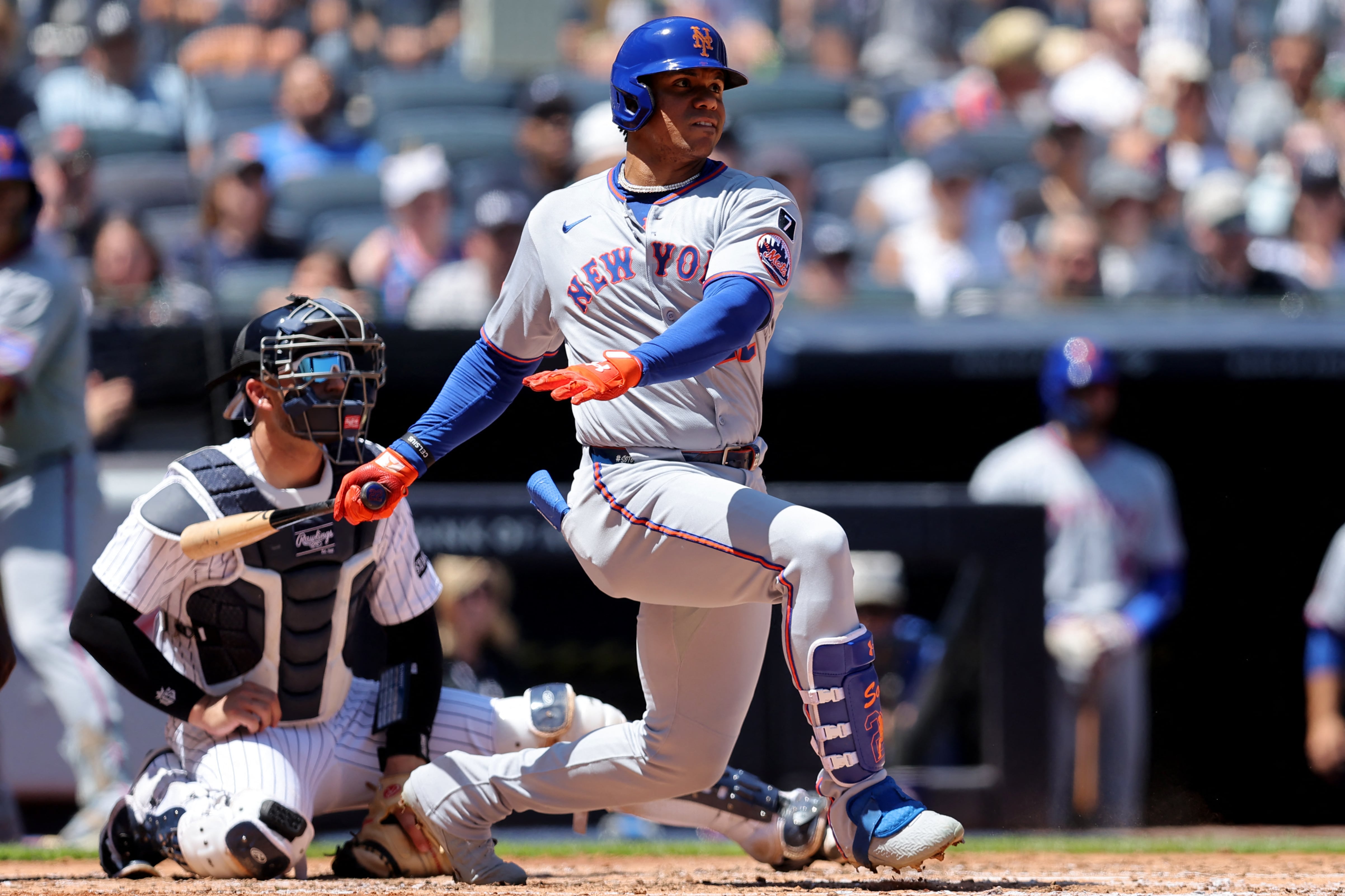 Juan Soto es uno de los jugadores mejores pagados de la liga (John Jones-Imagn Images)