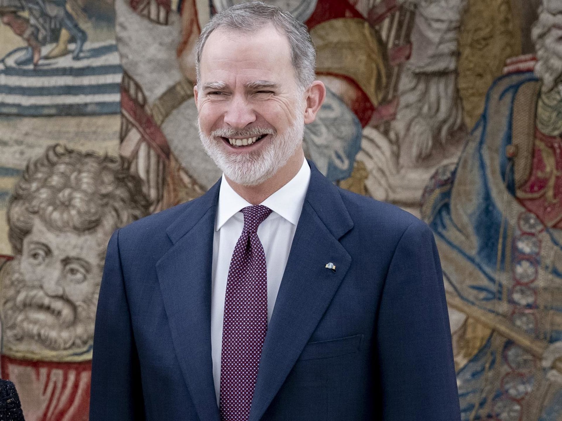 El Rey Felipe VI, de lo más sonriente, celebra su 58 cumpleaños trabajando