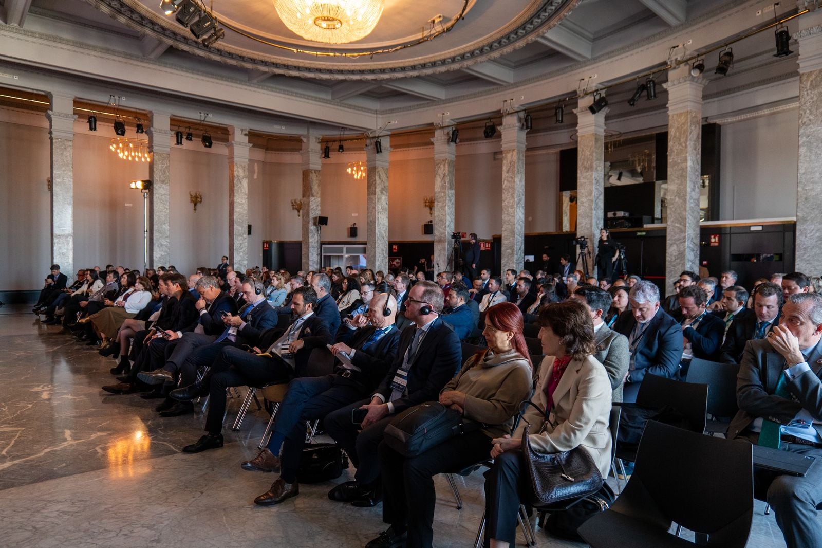 La cumbre ofrecerá oportunidades de networking exclusivo, mesas redondas sobre gobiernos digitales y una velada en el Museo Thyssen-Bornemisza.