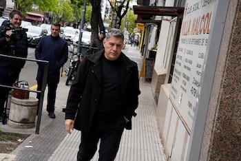 Imagen complementaria de El último adiós a Fernando Confessore: el dolor de sus familiares, amigos y colegas en el entierro