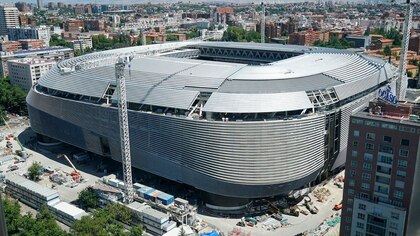 Qué más conciertos habrá en el Bernabéu en este 2024: de Luis Miguel a Karol G pasando por ‘La Velada del año IV’