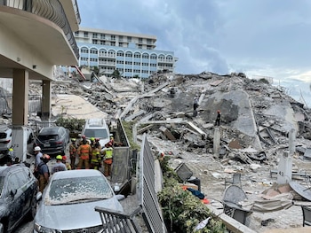 En total, los rescatistas ayudaron