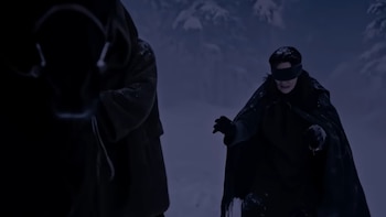 As Deep as the Grave (Captura de tráiler oficial)