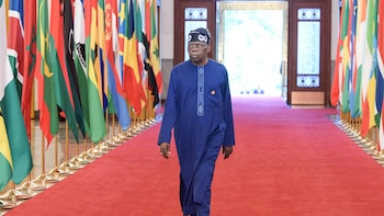 Nigeria impone el toque de queda ante protestas por la muerte de 37 mineros bajo custodia en el estado de Níger