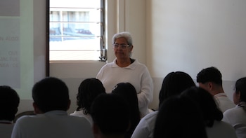 Al menos 12 colegios privados