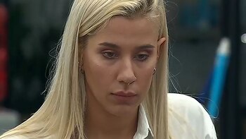 Lucila, La Tora, una de