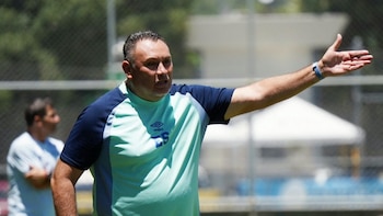La Federación Salvadoreña de Fútbol anuncia la salida de Erick Dowson Prado como técnico de la Sub 20
