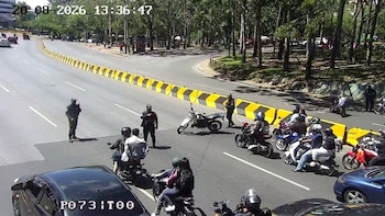 Hombre desató una persecución y una balacera tras intentar escapar con una pistola ilegal en la Ciudad de Guatemala