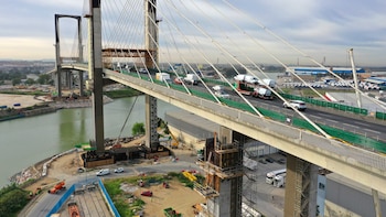 Acciona echa un pulso al