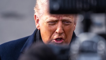 Trump contempla "juntar" a la