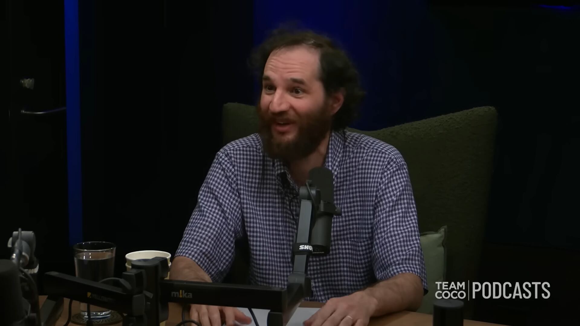 Josh Safdie eligió a Timothée Chalamet por su energía única, considerando que “Marty Supreme” no podría haberse hecho sin él (Conan O