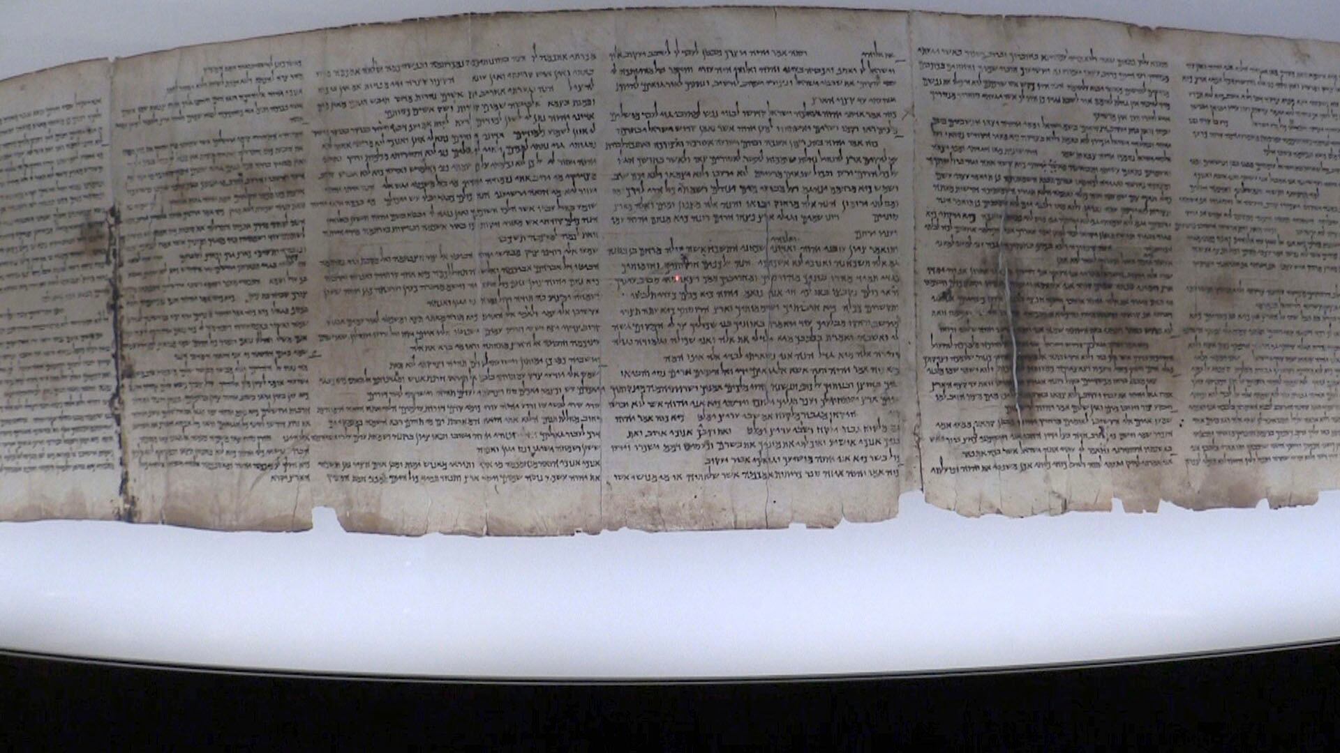 Los Rollos del Mar Muerto incluyen textos bíblicos y apócrifos preservados desde el periodo helenístico hasta el primer siglo d.C. (EFE)