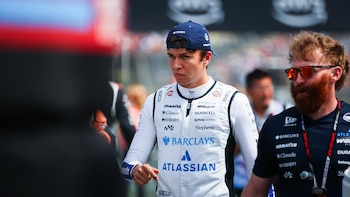 El piloto tailandés Alex Albon renueva con Williams una temporada