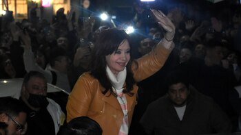 La vicepresidenta saludó a los