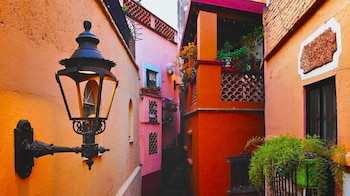 Autoridades colocaron sellos de seguridad