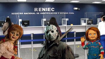 Peruanos bautizan a sus hijos