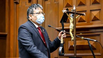 Jorge Flores Ancachi fue sindicado