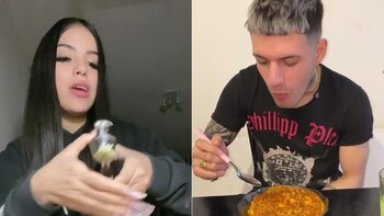 Una joven utiliza hamburguesas en