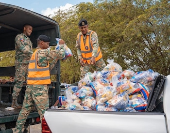 El operativo de asistencia social benefició a damnificados cuya situación fue verificada mediante un levantamiento previo en las zonas más afectadas. (Foto cortesía Gobierno)