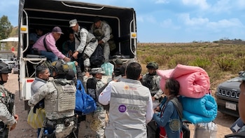 Familias desplazadas de Chilapa, Guerrero, por conflicto entre “Los Tlacos” y “Los Ardillos” comienzan el retorno a sus comunidades