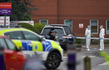 Miembros de la policía científica