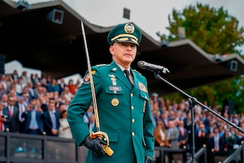 El mayor general Erik Rodríguez Aparicio asumió el mando de las Fuerzas Militares de Colombia en la ceremonia de relevo presidida por Abelardo de la Espriella - crédito Fuerzas Militares