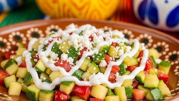 Cómo hacer calabacitas a la mexicana, el guisado ideal y barato para cuidar la línea