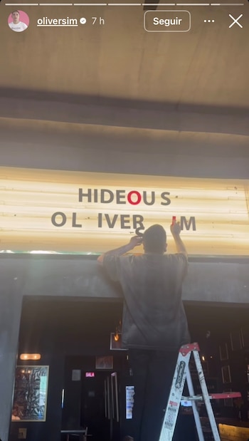 Oliver Sim presentó su cortometraje ‘Hideous’ en el Cine Tonalá, interactuando con los fans en una sesión exclusiva. (Instagram/ @oliversim)