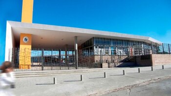 Una bala perdida ingresó en