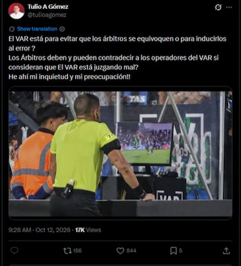El máximo accionista de América de Cali planteó dudas sobre si los jueces pueden contradecir a los operadores del VAR -crédito @tulioagomez/X