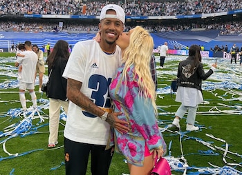 Karoline Lima y Éder Militao. (MONTAJE INFOBAE).