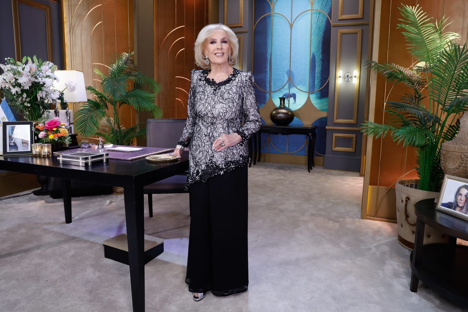 El impactante look de Mirtha Legrand que causó furor en su programa