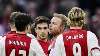 2-2. El Ajax desperdicia dos