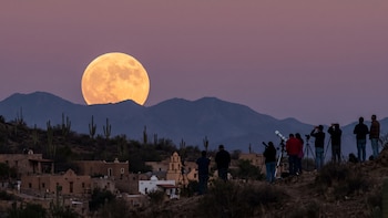 Luna de Ciervo 2026: cuándo y a qué hora podrá verse la Luna llena de julio en México