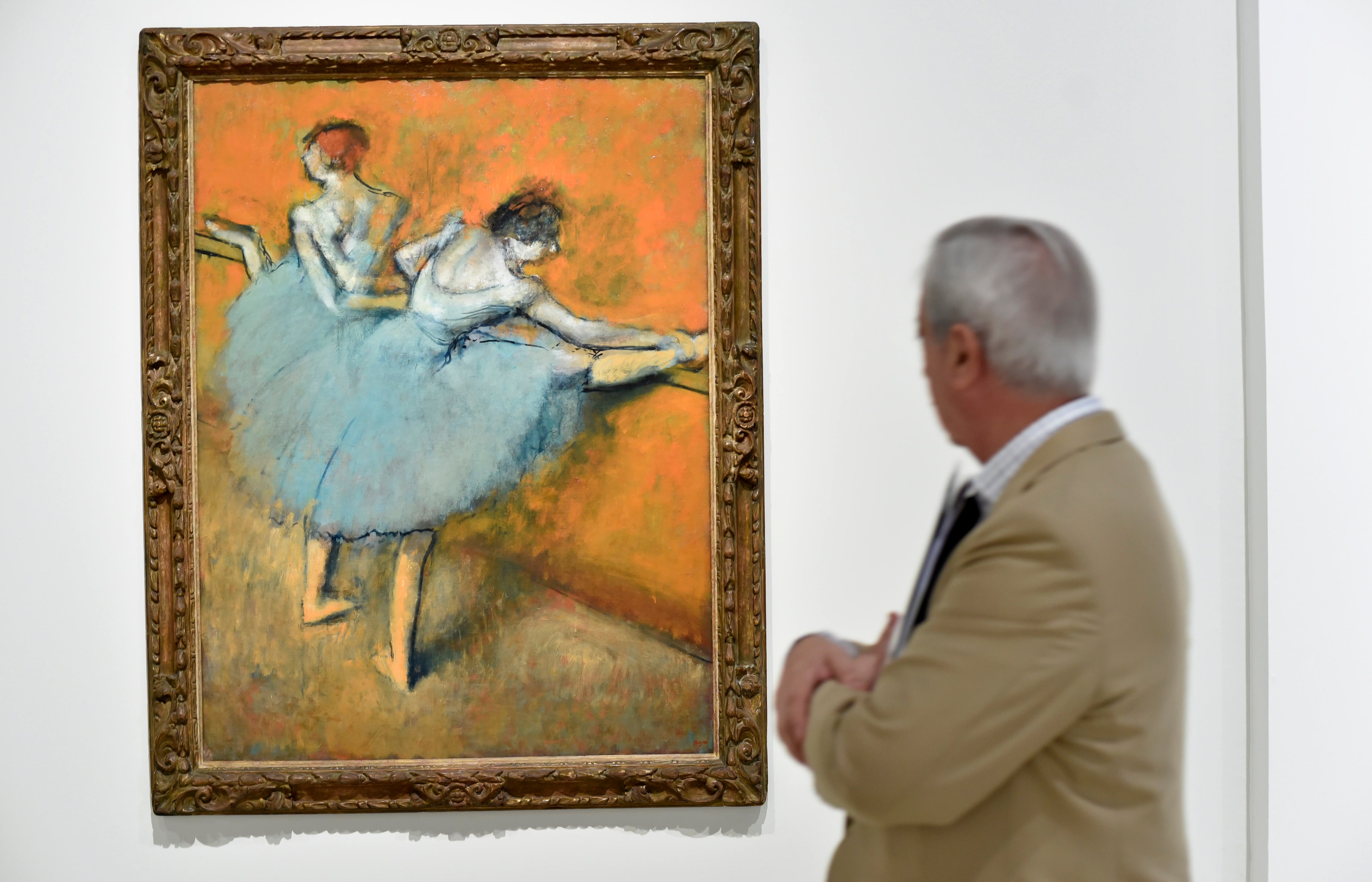 Mediante donaciones y programas fiscales, instituciones culturales británicas reciben arte y piezas culturales emblemáticas