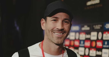 Él es Sebastián Botero, director técnico encargado del DIM, tras la salida de Alejandro Restrepo - crédito Deportivo Independiente Medellín