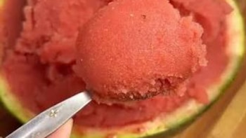 Cómo hacer el helado viral de sandía y leche: la receta más refrescante y fácil del verano