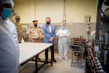 El ministro de Defensa, Agustín