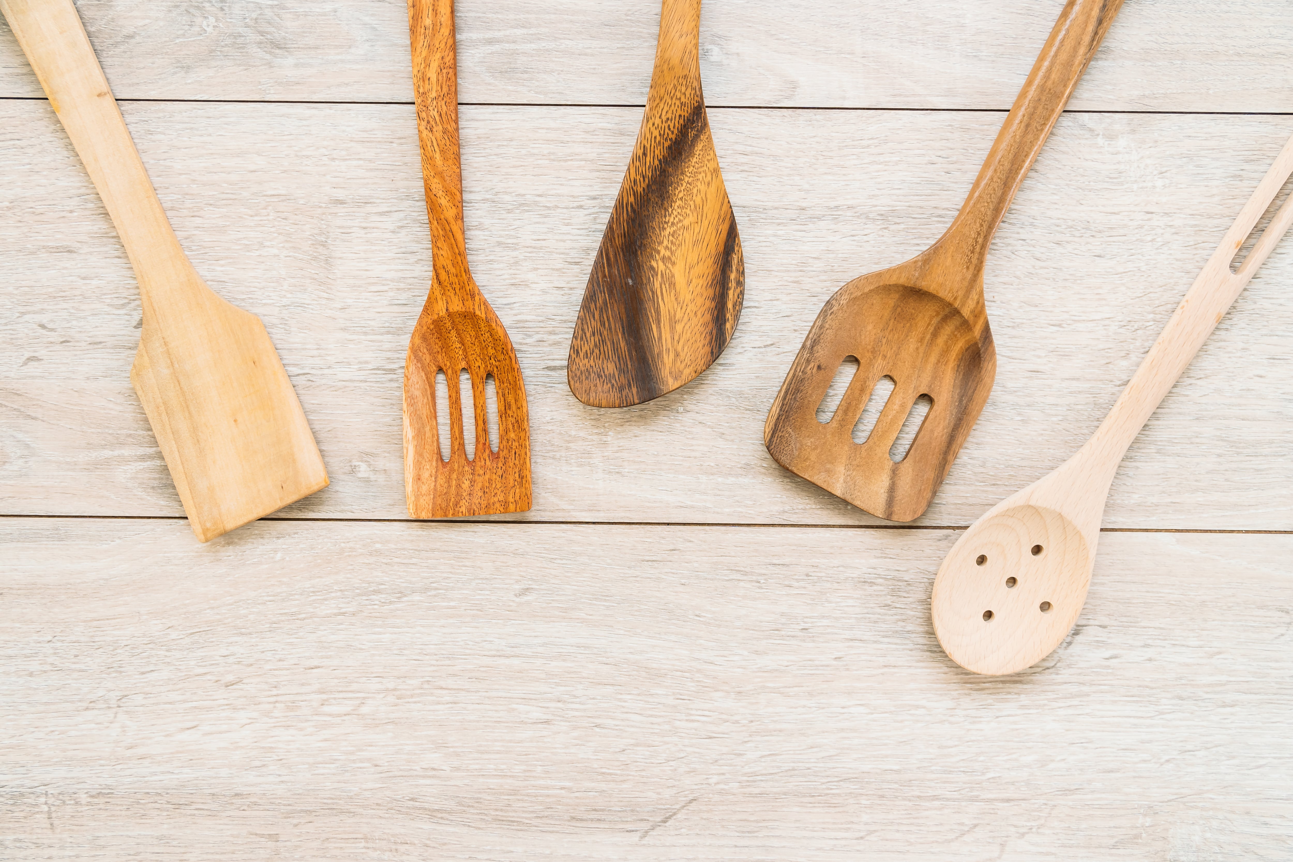 Utensilios de madera. (Magnific)