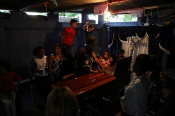 Familiares y amigos de Hector