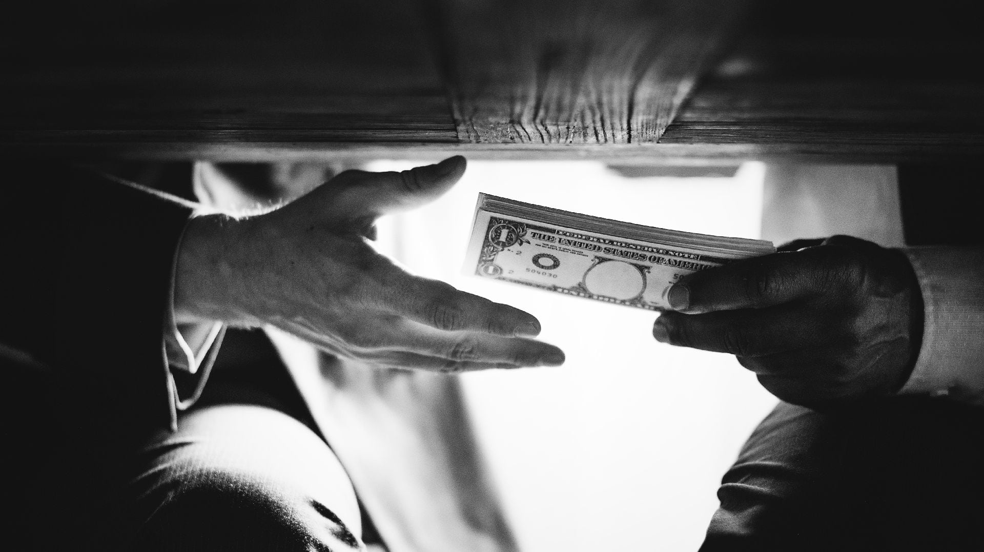 En su administración la ASF detectó millones de recursos desviados. (Freepik)