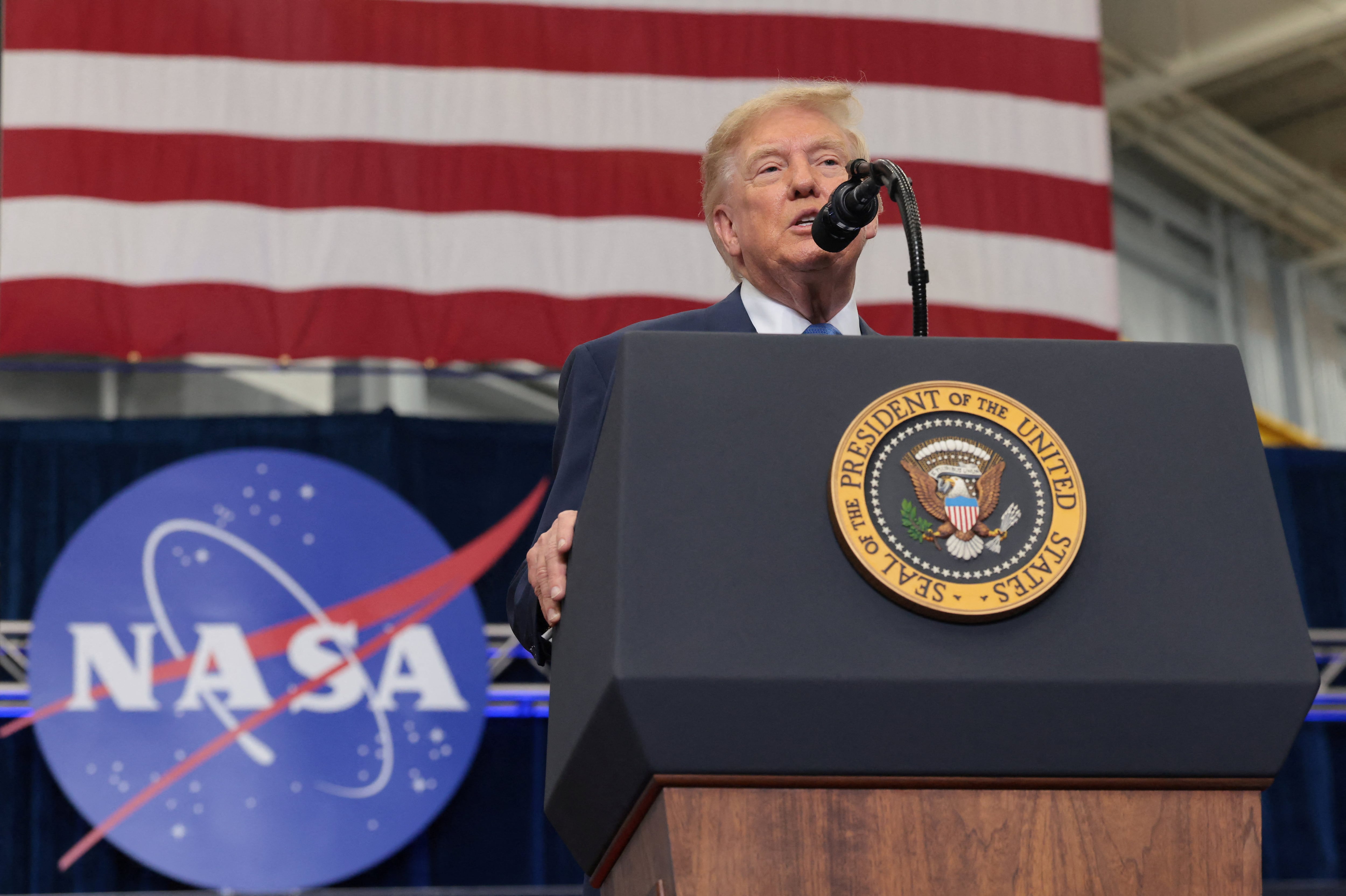 Trump vinculó la nueva Academia Espacial con el crecimiento de la Fuerza Espacial, la industria espacial comercial y las ambiciones de Estados Unidos hacia la Luna (REUTERS/Kylie Cooper).