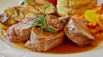 Receta de lomo de cerdo a la naranja, un plato sencillo para incluir en el menú semanal y triunfar en ocasiones especiales