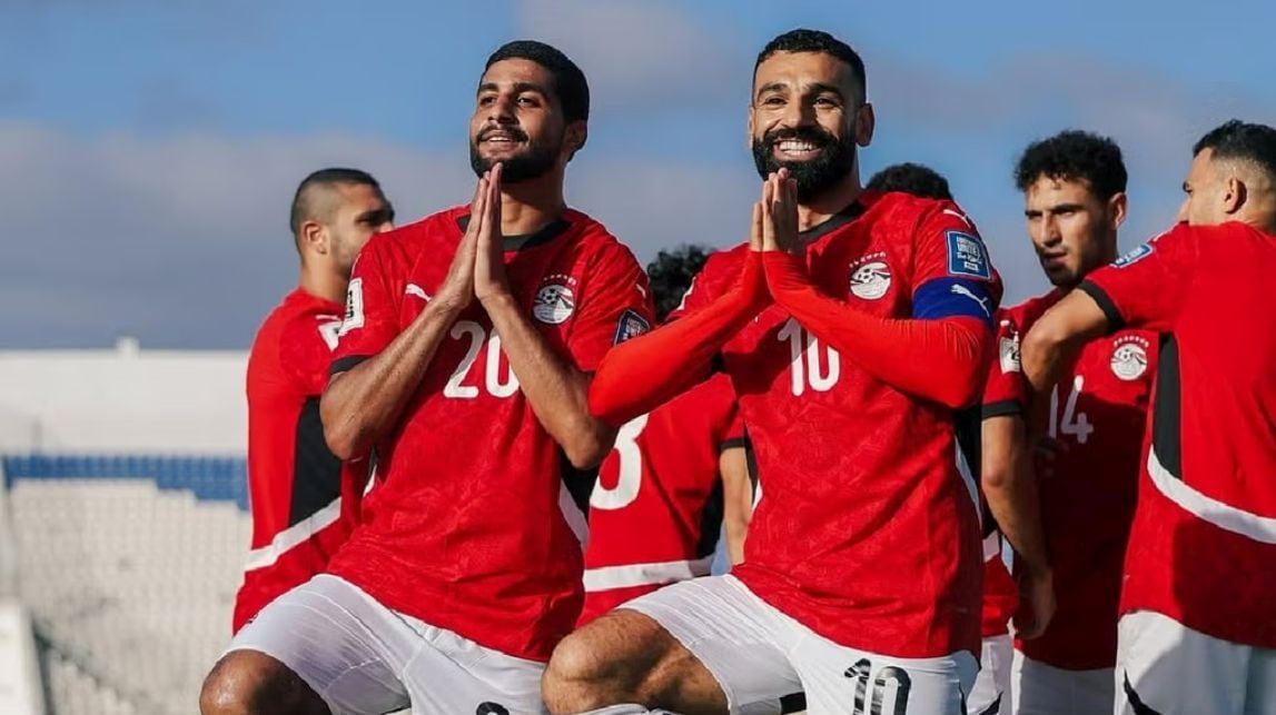 La prelista egipcia combinó experiencia internacional con apuestas juveniles como Hamza Abdelkarim, delantero de 18 años formado en el FC Barcelona. (Instagram / Egyptnt)