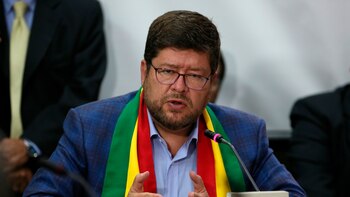 Samuel Doria Medina lidera los