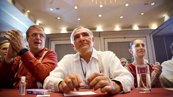 Morena realizará 5 encuestas y