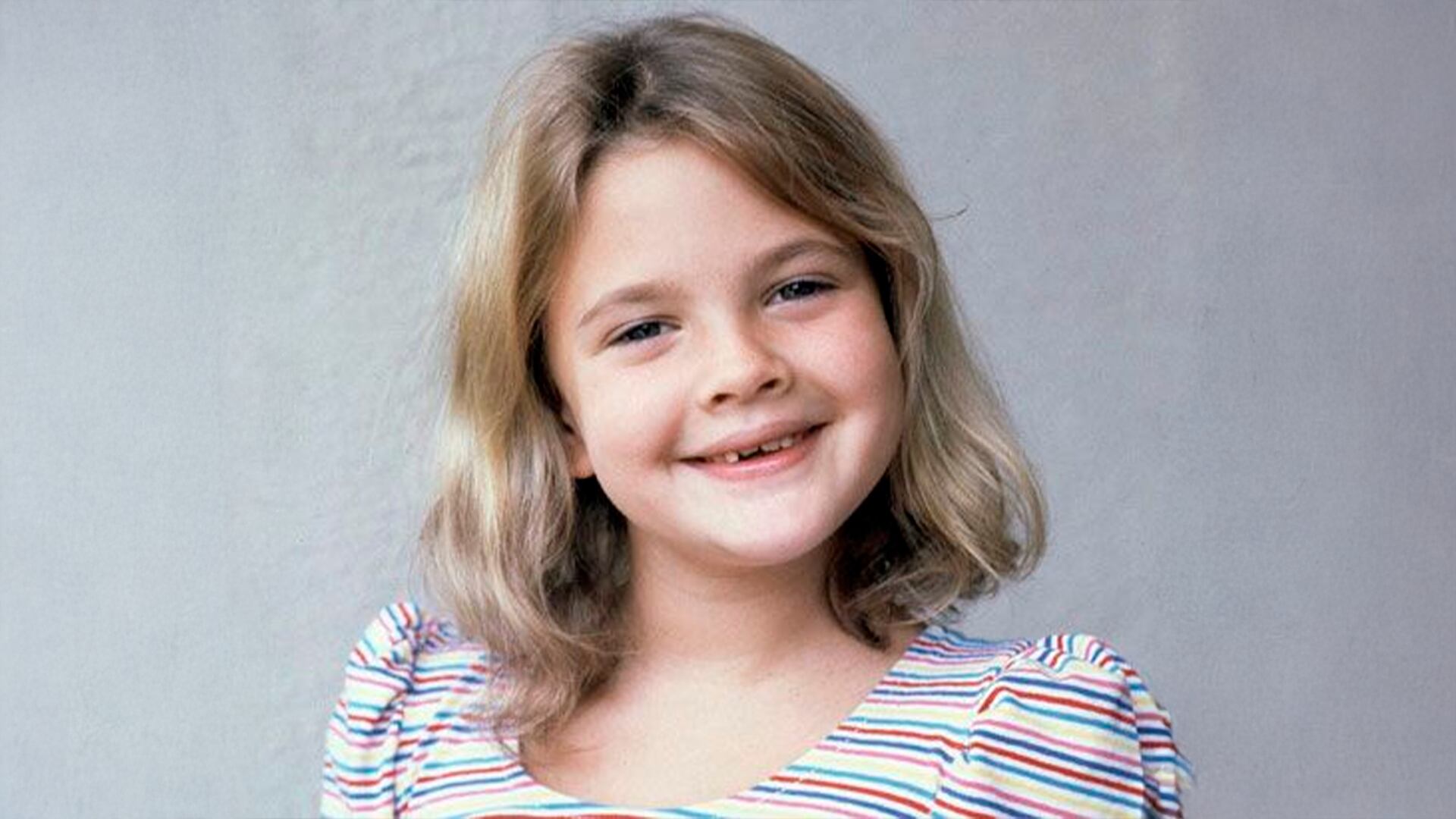 La foto acertijo: ¿quién es esta niña prodigio que cayó en los excesos antes de los 13 y logró reinventarse?