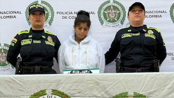 Valentina Mor, creadora de contenido, fue capturada en Laureles durante un operativo por robos a turistas extranjeros en Medellín y Cartagena - crédito Policia